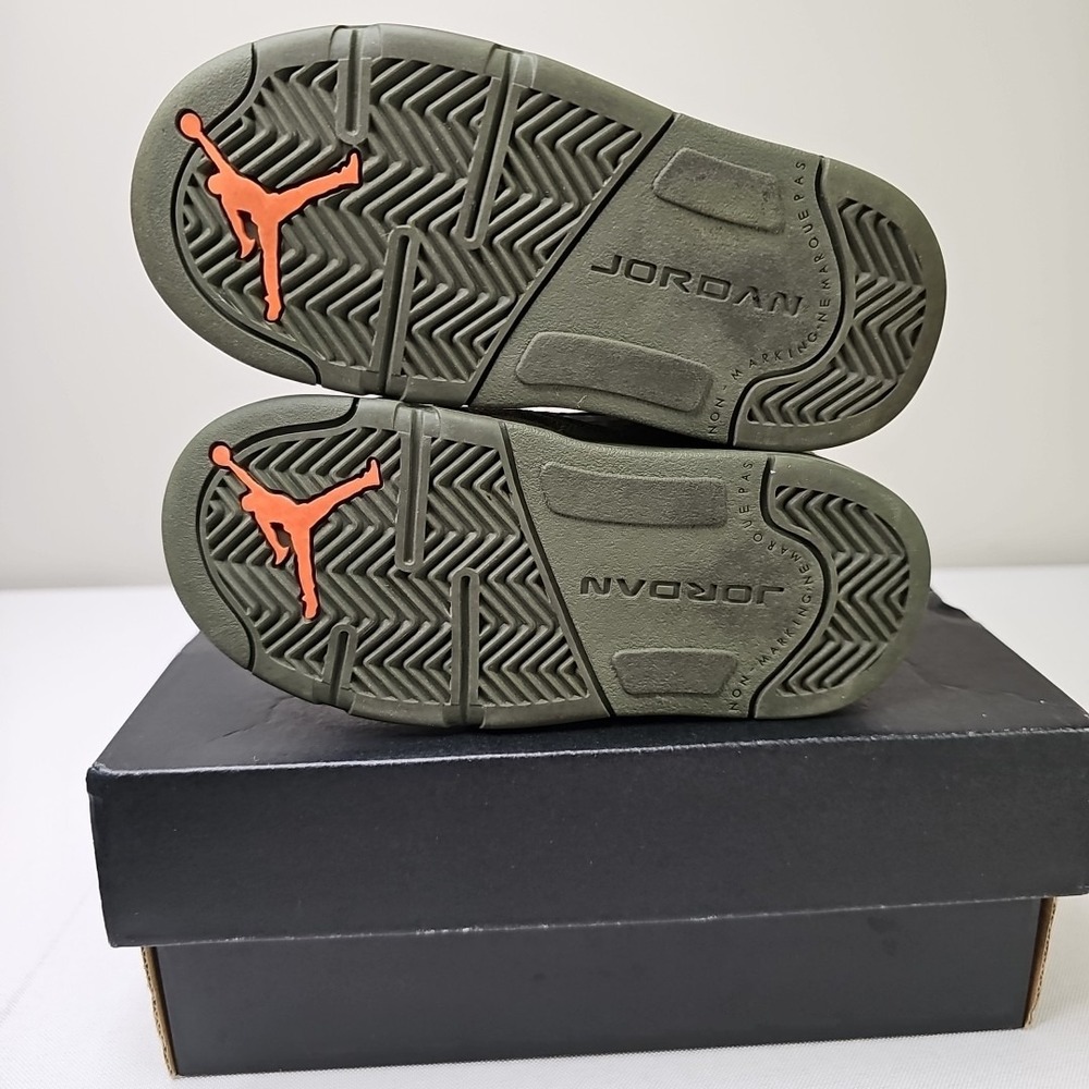 8C Toddler Nike Air Jordan 5 Retro "Olive" Army Solar 2024 440890-308 VNDS - Picture 11 of 13